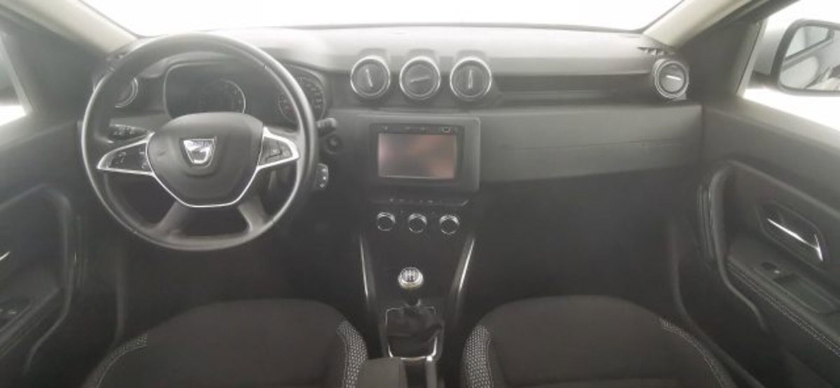 Dacia Duster 1.6 SCe 4x2 Prestige (9)