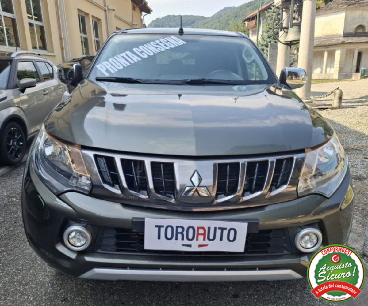 Mitsubishi L200 2.4 DI-D/154CV Double Cab Intense (2)