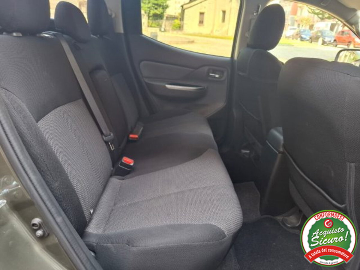 Mitsubishi L200 2.4 DI-D/154CV Double Cab Intense (9)