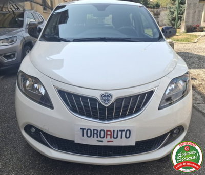 Lancia Ypsilon 1.0 FireFly 5 porte S&S Hybrid Ecochic Gold (2)