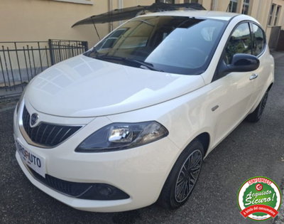 Lancia Ypsilon 1.0 FireFly 5 porte S&S Hybrid Ecochic Gold (3)