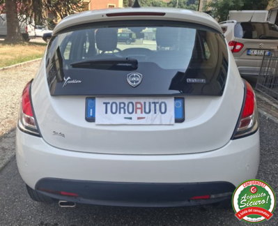 Lancia Ypsilon 1.0 FireFly 5 porte S&S Hybrid Ecochic Gold (5)