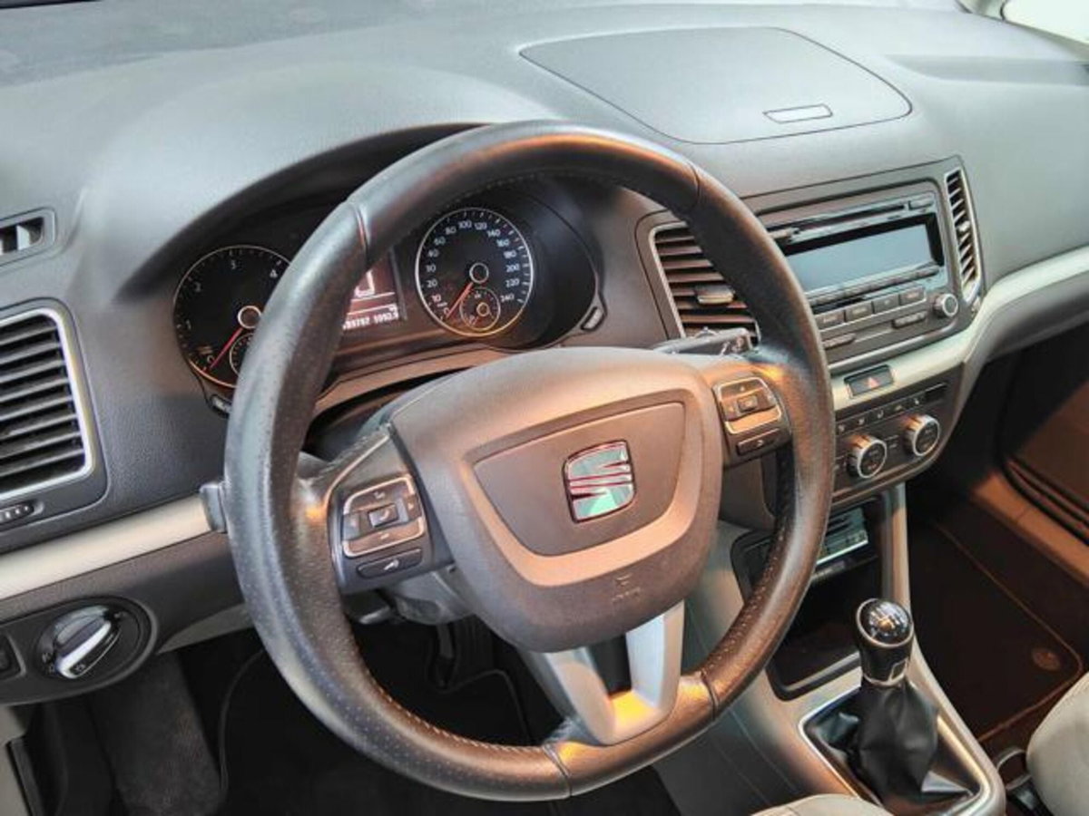 SEAT Alhambra 2.0 TDI CR DPF Style 4WD (6)