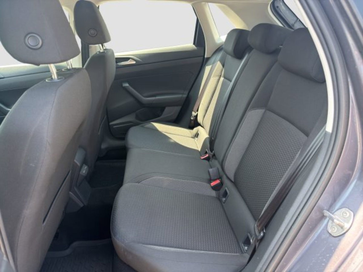 Volkswagen Polo 1.0 tsi Life 95cv (11)