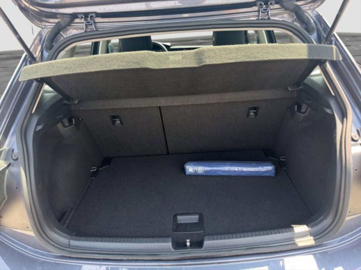 Volkswagen Polo 1.0 tsi Life 95cv (14)