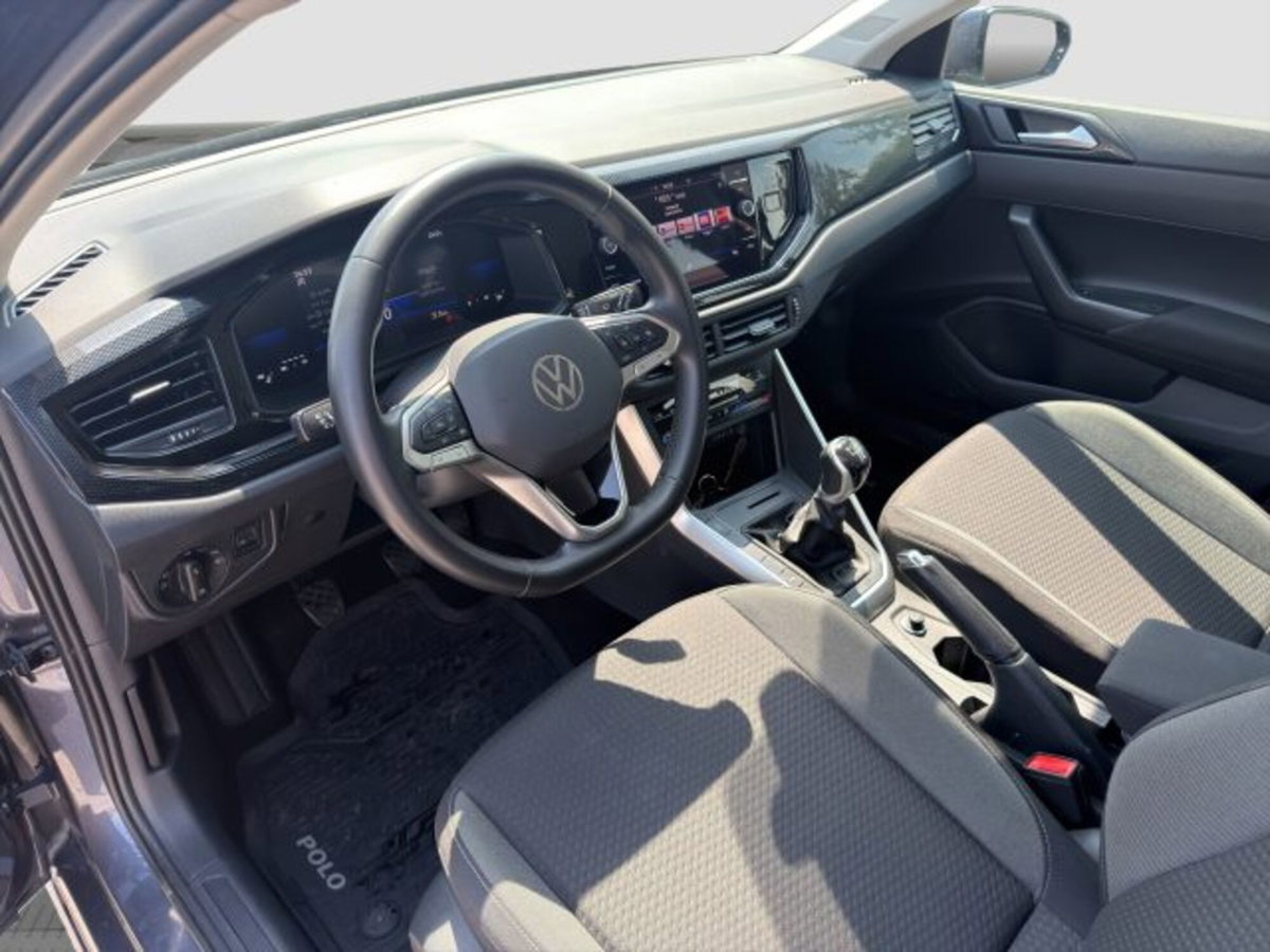 Volkswagen Polo 1.0 tsi Life 95cv (9)