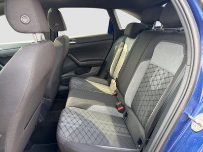 Volkswagen Taigo 1.0 tsi R-Line 115cv (11)