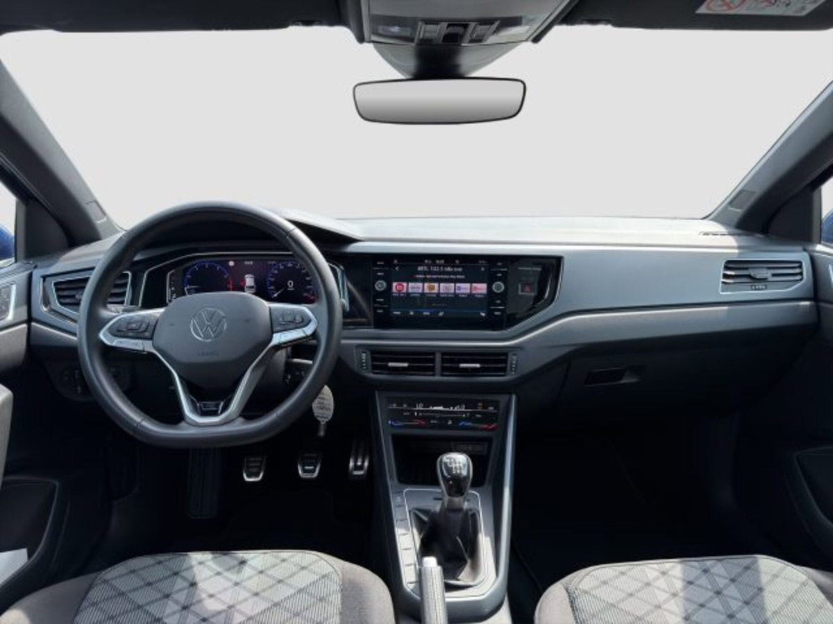Volkswagen Taigo 1.0 tsi R-Line 115cv (12)