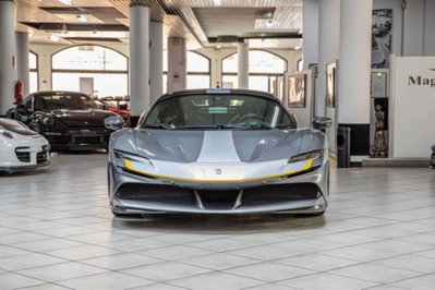 Ferrari SF90 Coupé SF90 Stradale (2)