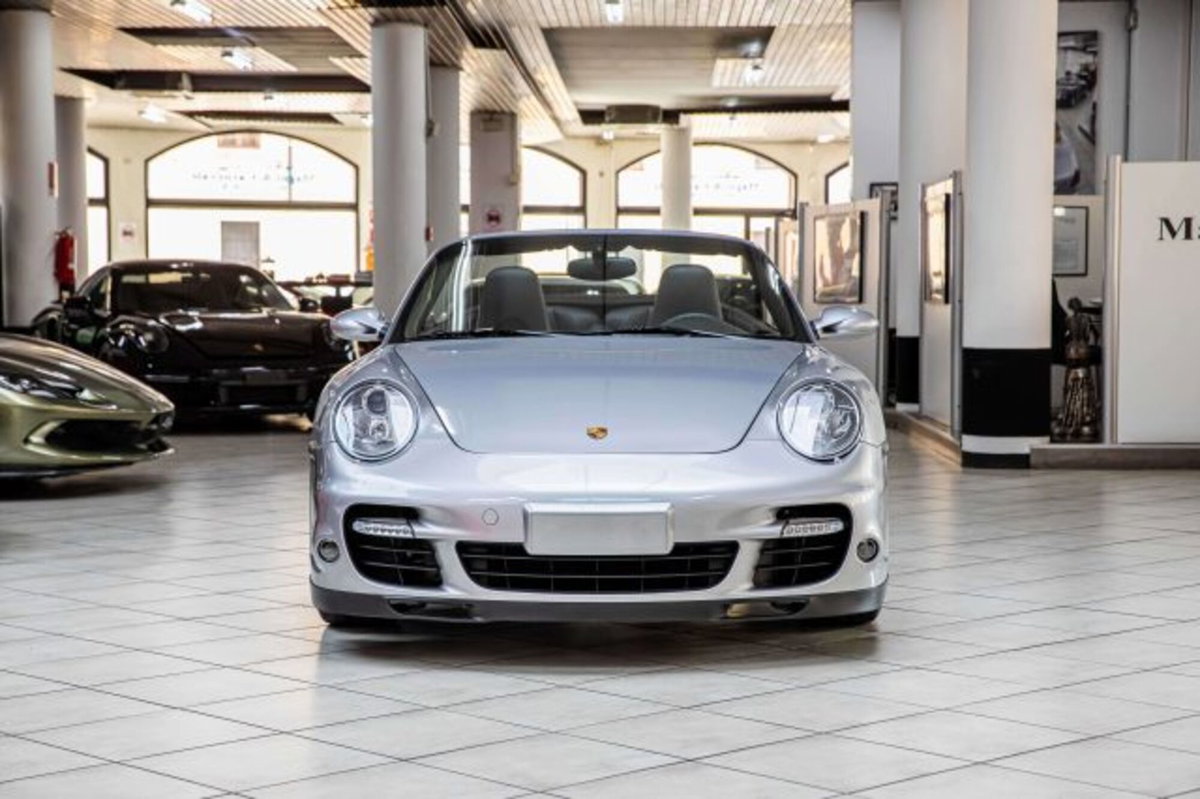Porsche 911 Cabrio Turbo (2)