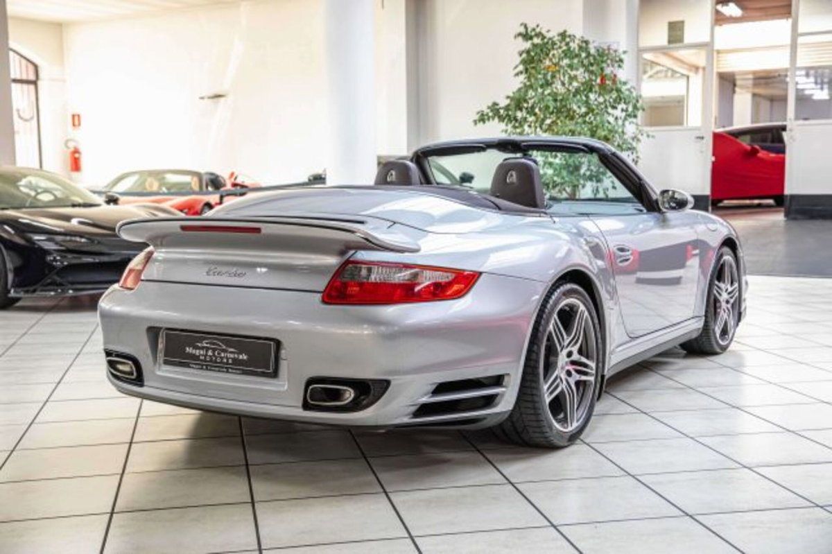 Porsche 911 Cabrio Turbo (7)