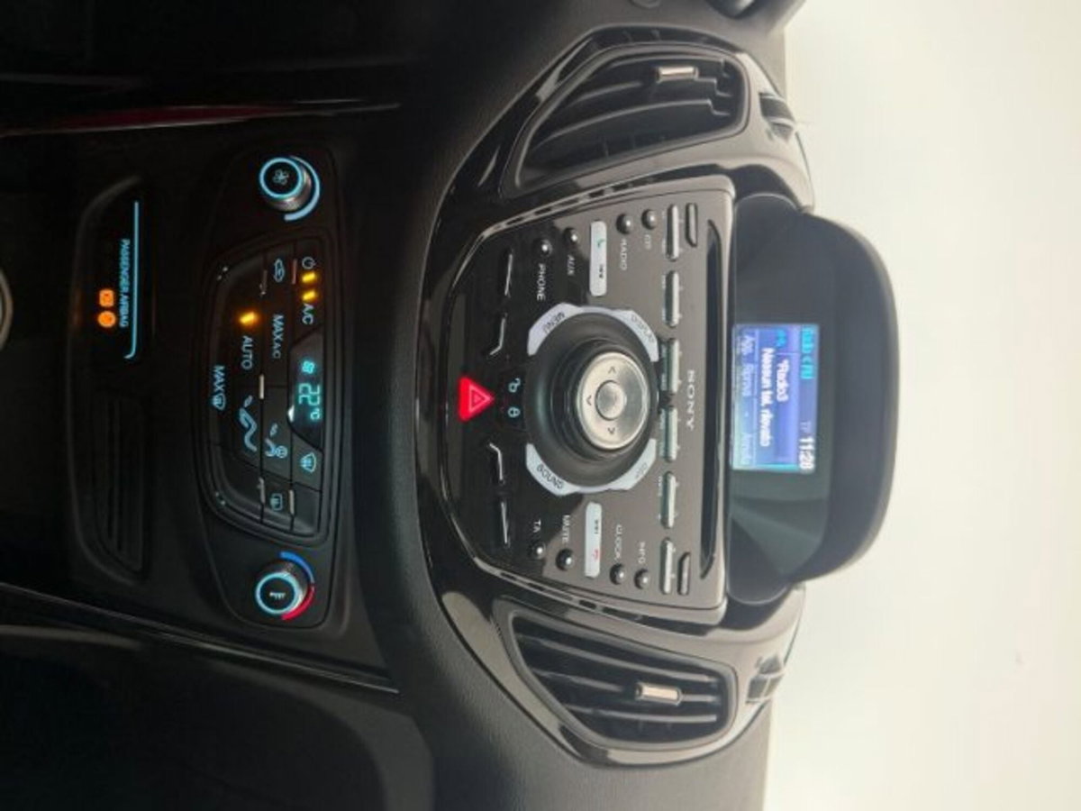 Ford B-Max B-Max 1.4 90 CV Titanium (14)