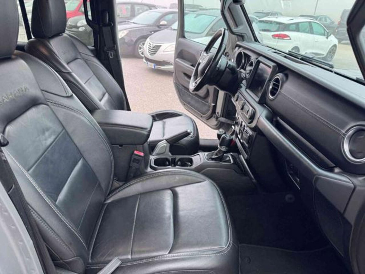 Jeep Wrangler Unlimited 2.2 Mjt II Sahara (20)