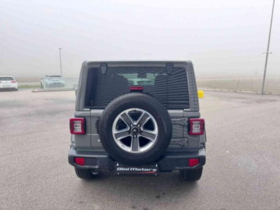 Jeep Wrangler Unlimited 2.2 Mjt II Sahara (6)