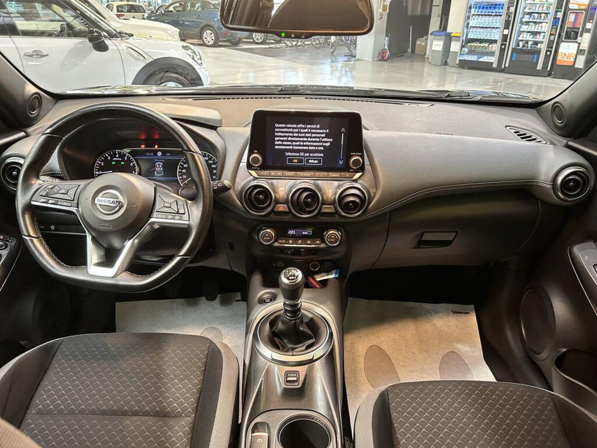 Nissan Juke 1.0 dig-t N-Connecta 114cv (12)
