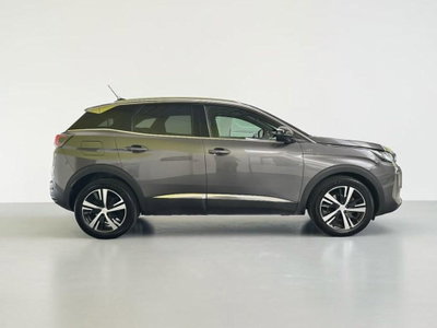 Peugeot 3008 BlueHDi 130 S&S EAT8 GT (5)
