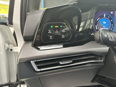 Volkswagen Golf 1.4 TSI eHYBRID 204 CV DSG Style (12)