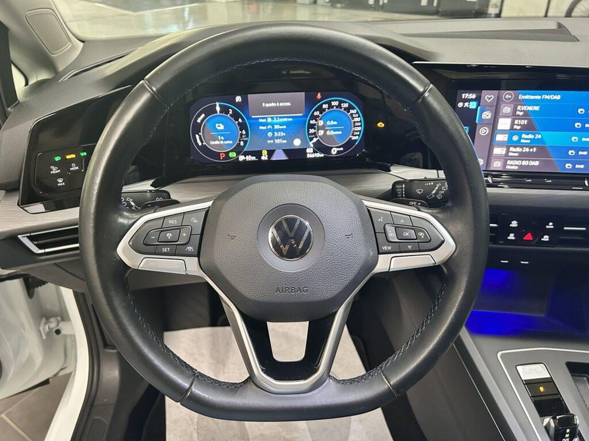 Volkswagen Golf 1.4 TSI eHYBRID 204 CV DSG Style (13)