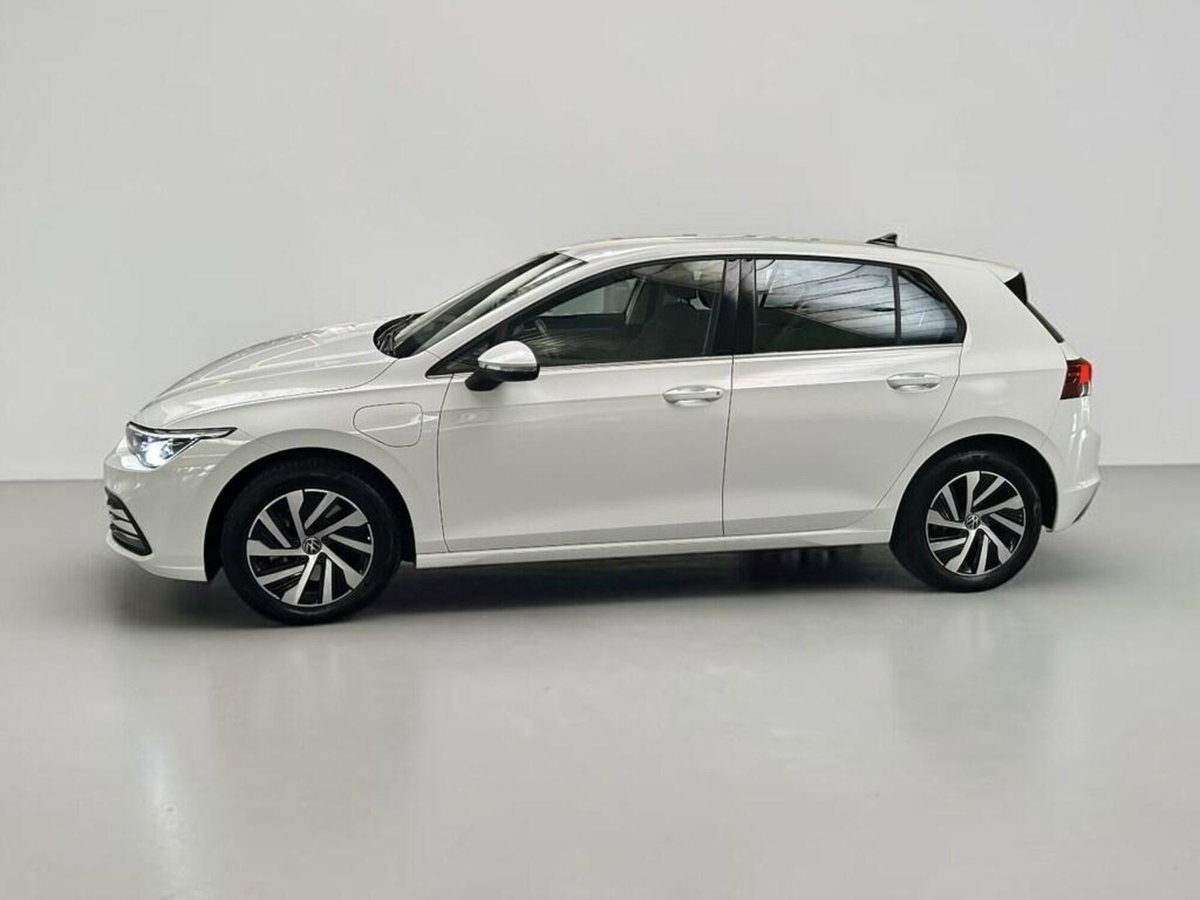 Volkswagen Golf 1.4 TSI eHYBRID 204 CV DSG Style (3)