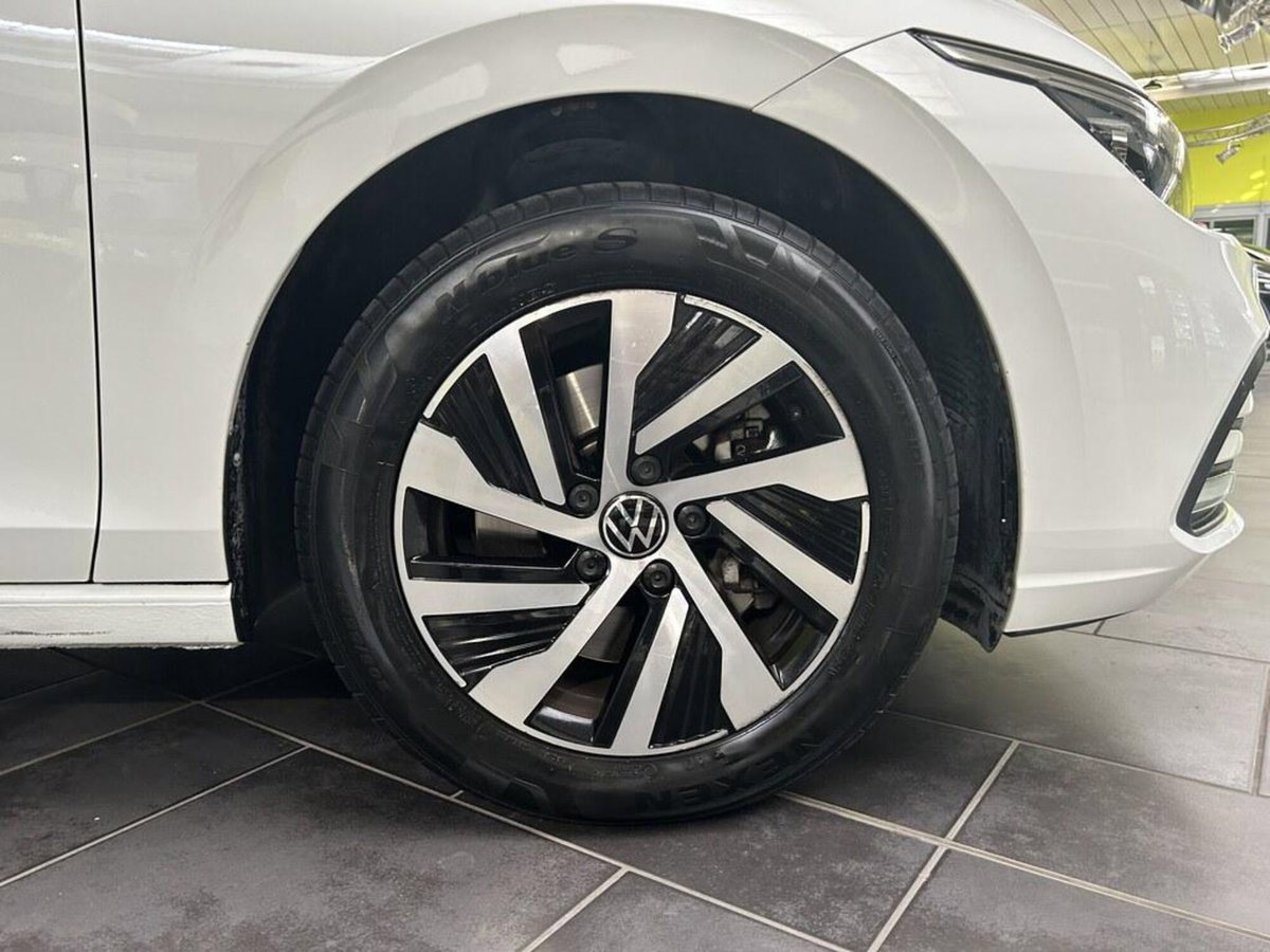 Volkswagen Golf 1.4 TSI eHYBRID 204 CV DSG Style (6)