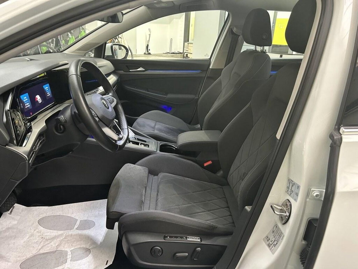 Volkswagen Golf 1.4 TSI eHYBRID 204 CV DSG Style (7)