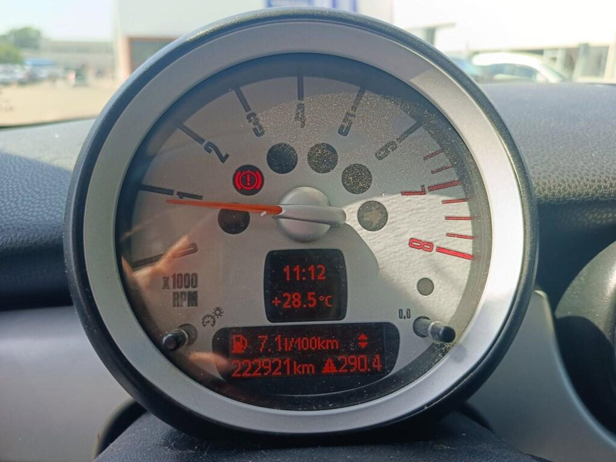MINI Mini 1.5 Cooper Resolute (12)