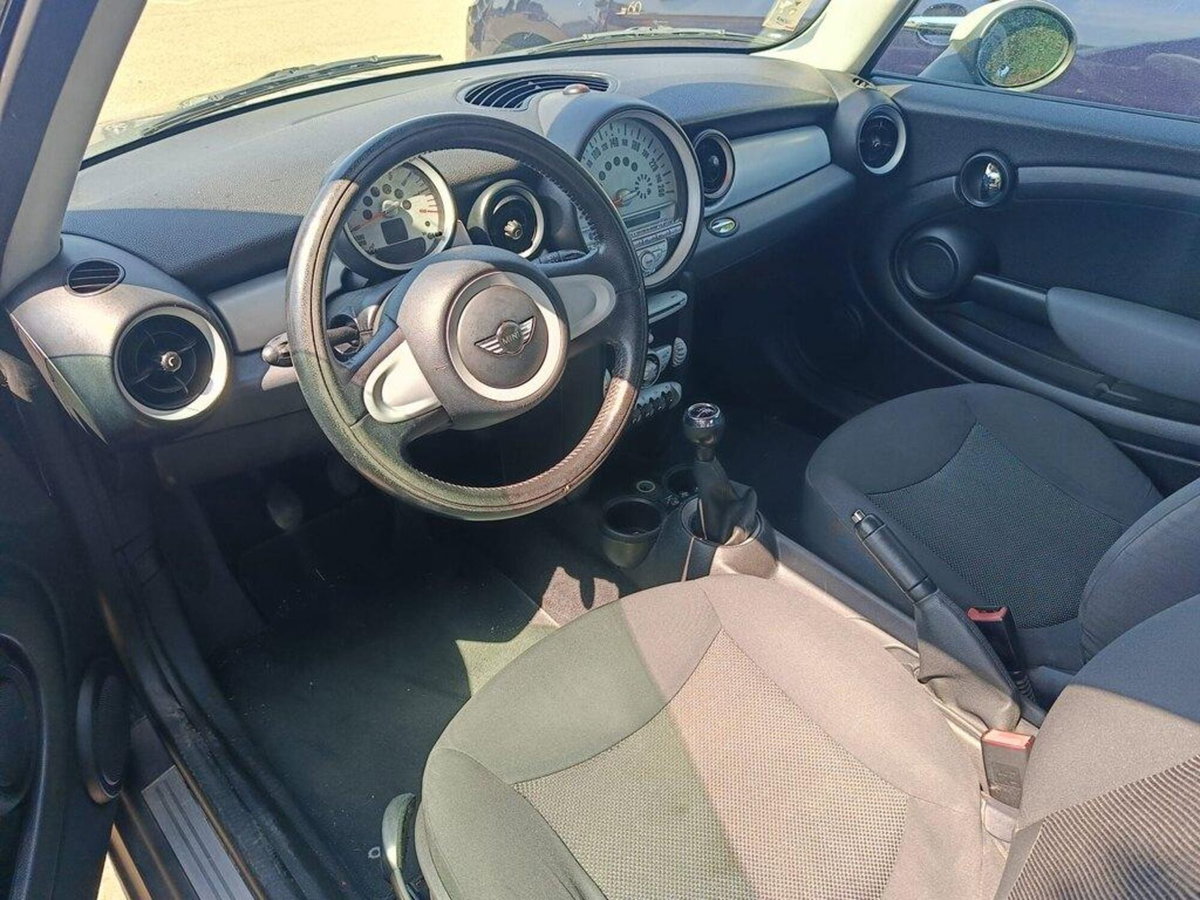MINI Mini 1.5 Cooper Resolute (8)