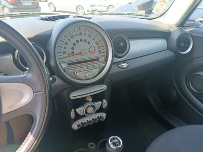 MINI Mini 1.5 Cooper Resolute (9)