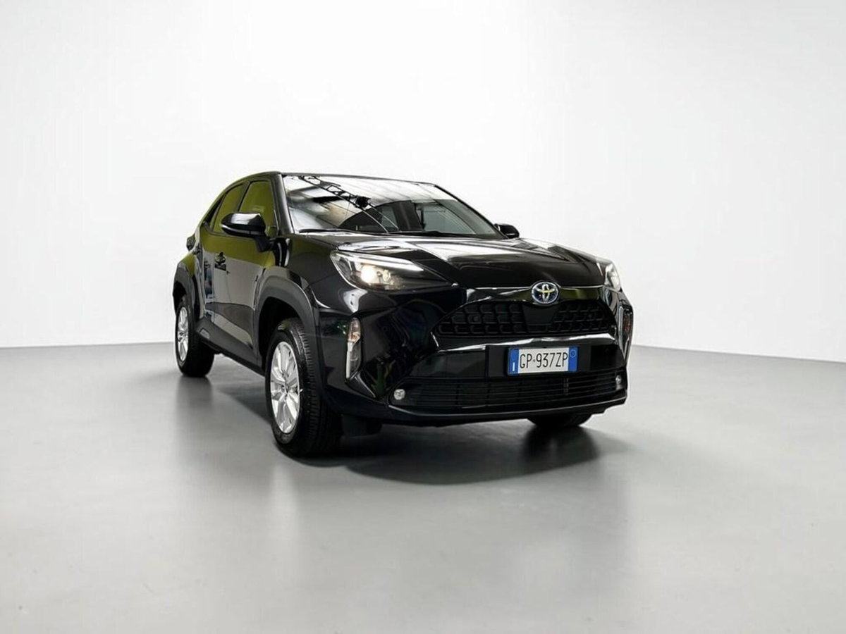 Toyota Yaris Cross 1.5h GR Sport Black Sky fwd 116cv e-cvt