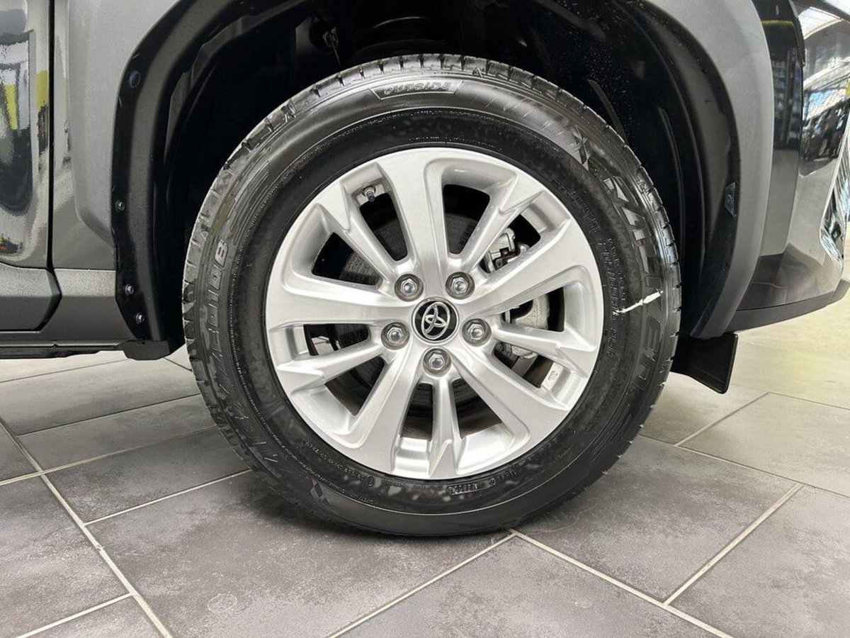Toyota Yaris Cross 1.5h GR Sport Black Sky fwd 116cv e-cvt (6)