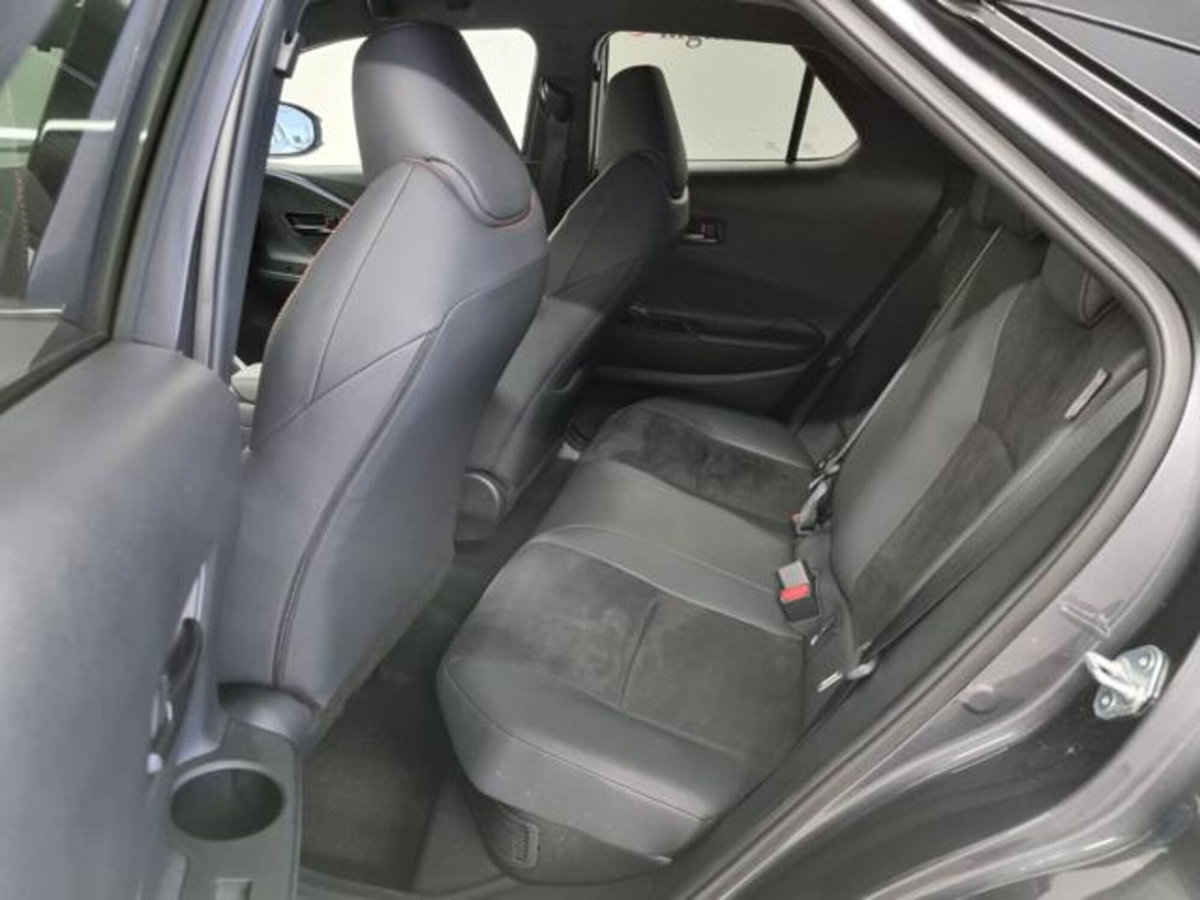 Toyota Toyota C-HR 2.0 hv GR Sport Premiere awd e-cvt (14)