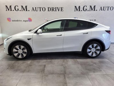 Tesla Model Y Long Range awd (2)