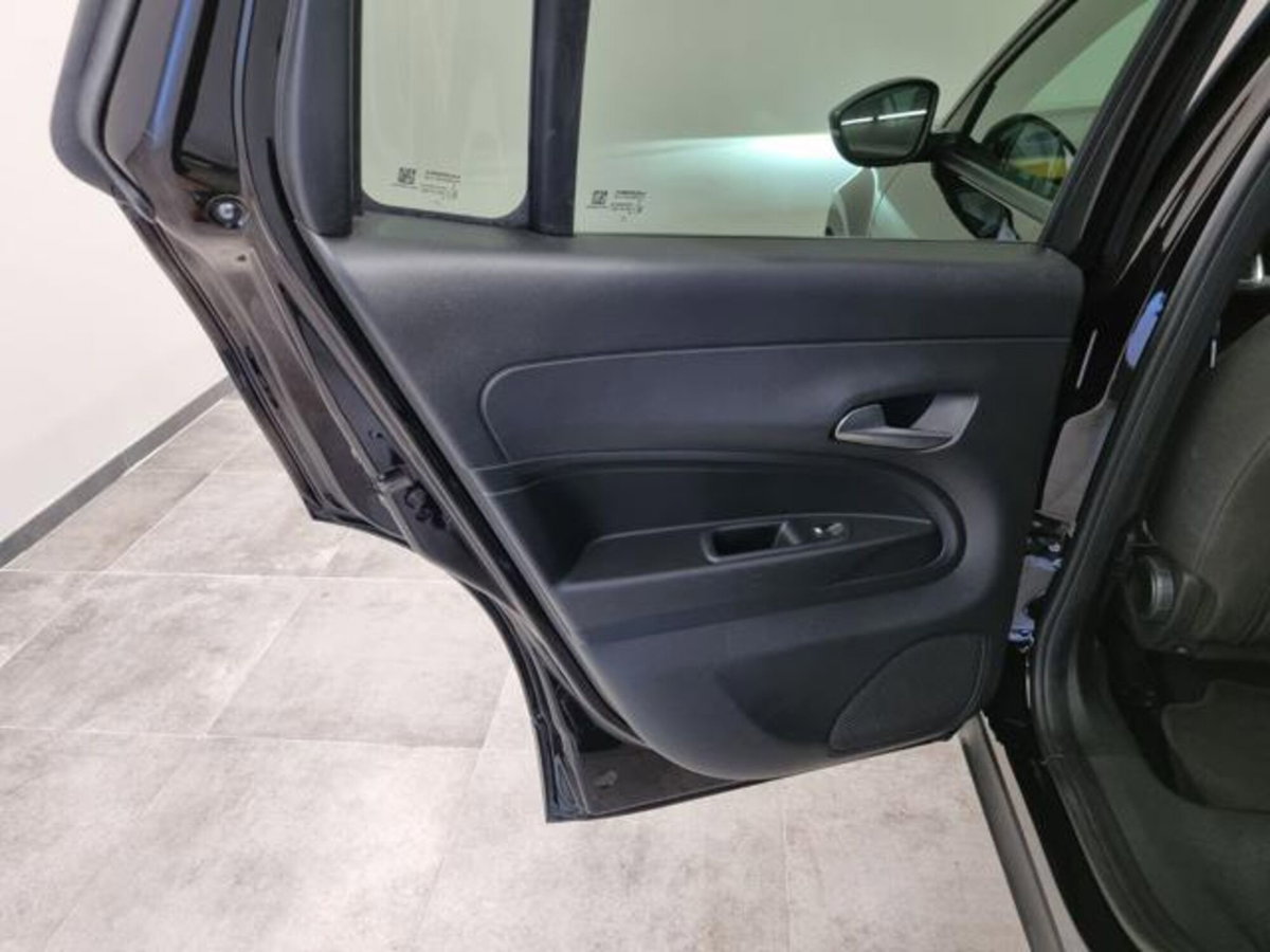 Jeep Avenger 1.2 turbo Summit fwd 100cv (16)