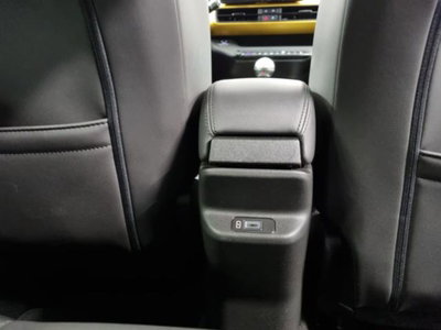 Jeep Avenger 1.2 turbo Summit fwd 100cv (20)