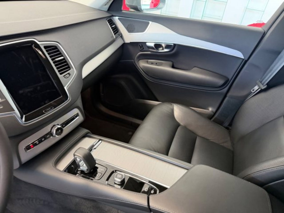 Volvo XC90 B5 (d) AWD automatico 7 posti Core (11)