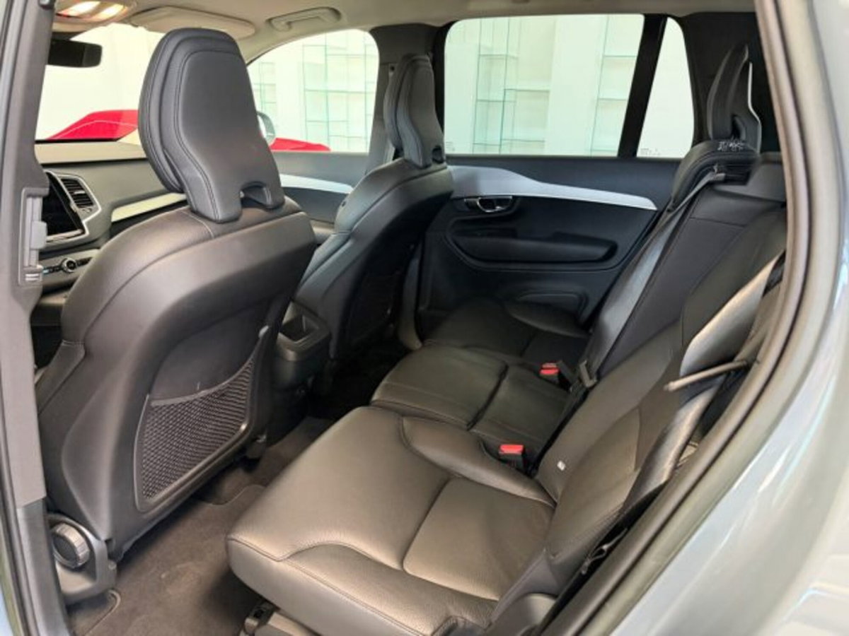 Volvo XC90 B5 (d) AWD automatico 7 posti Core (12)