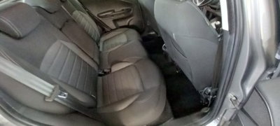 Alfa Romeo Giulietta 1.6 JTDm Super 120cv (10)