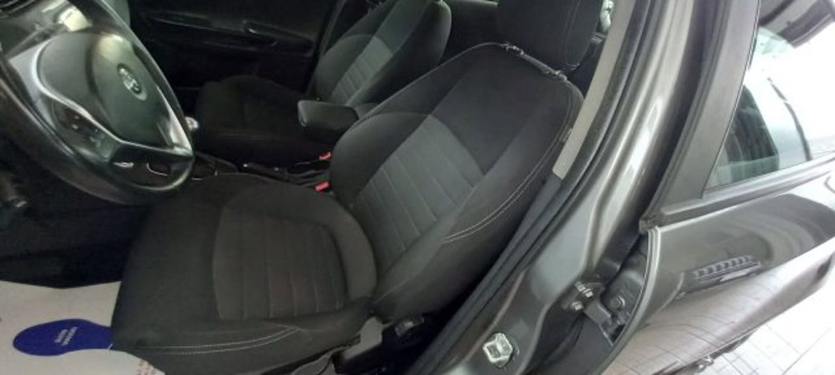 Alfa Romeo Giulietta 1.6 JTDm Super 120cv (7)