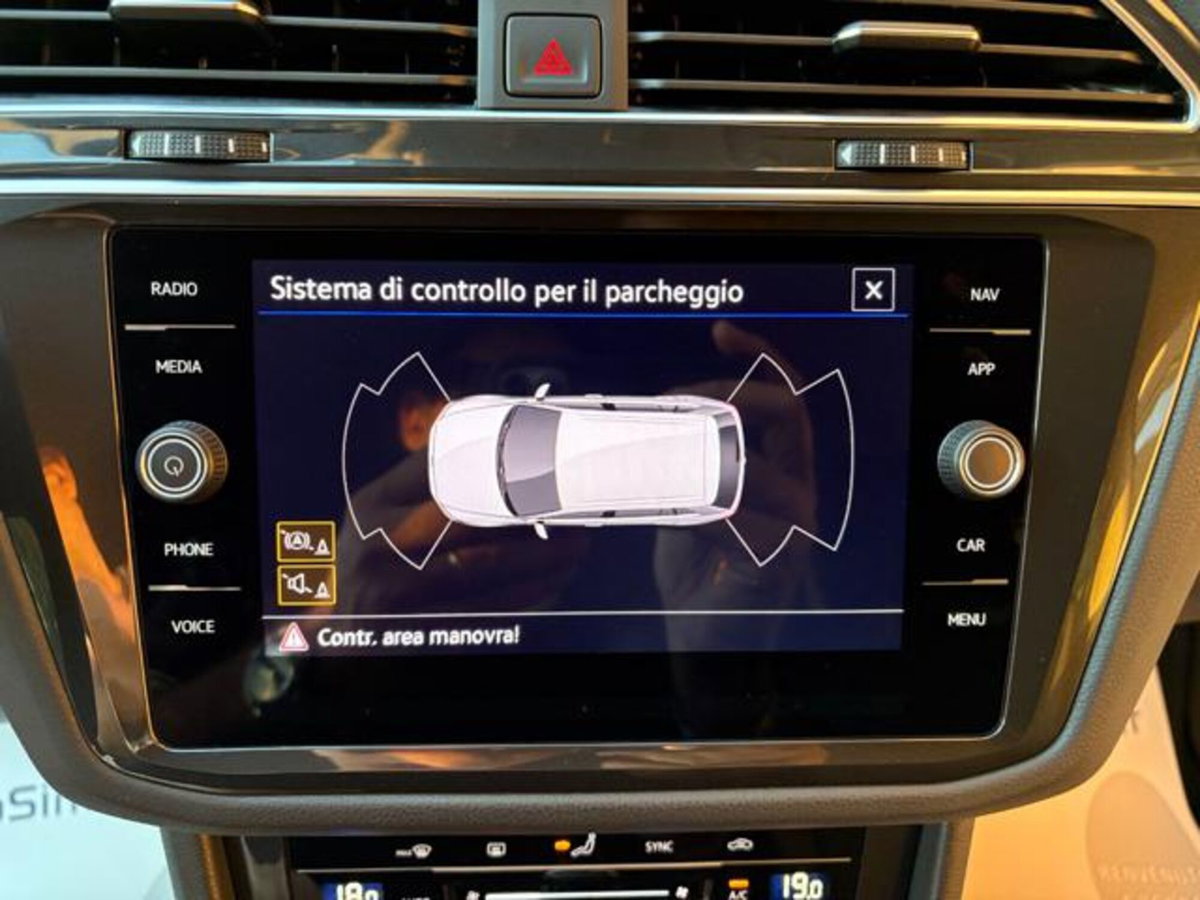 Volkswagen Tiguan 2.0 TDI 150 CV SCR DSG 4MOTION Life (18)
