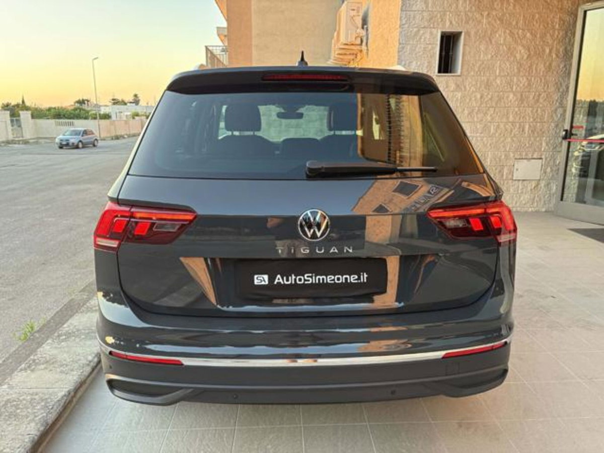 Volkswagen Tiguan 2.0 TDI 150 CV SCR DSG 4MOTION Life (6)