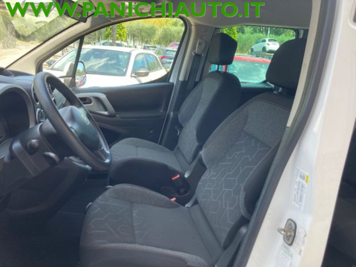 Peugeot Partner BlueHDi 100 4x4 Outdoor Traction Control (9)