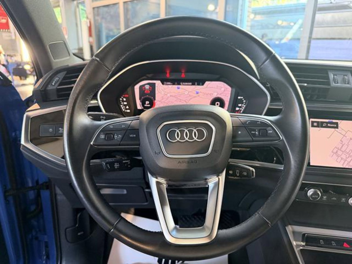 Audi Q3 35 2.0 tdi s-tronic (19)