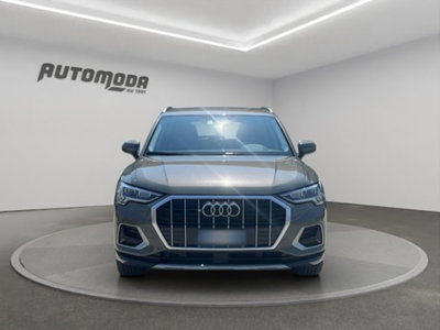 Audi Q3 35 TDI Business (2)