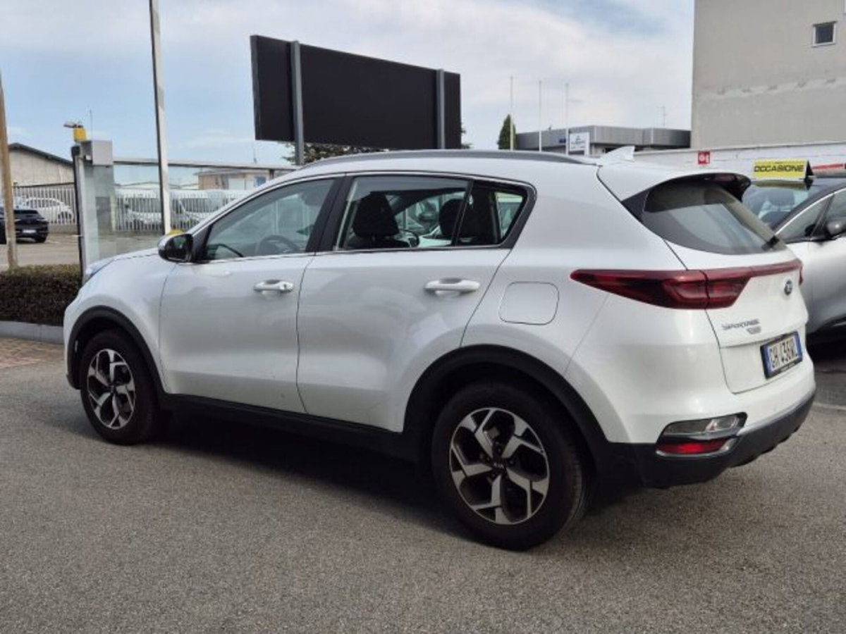 Kia Sportage 1.6 CRDI 115 CV 2WD Mild Hybrid Business Class (16)