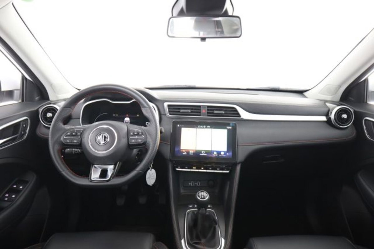 Mg ZS ZS 1.5 Luxury (4)