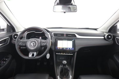 Mg ZS ZS 1.5 Luxury (4)