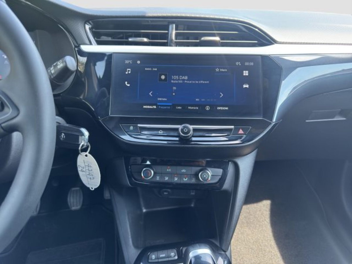 Opel Corsa 1.2 100 CV GS Line (16)