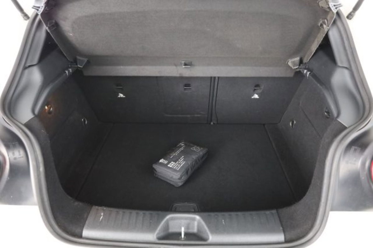 Mercedes-Benz Classe A 180 CDI Automatic Premium (6)
