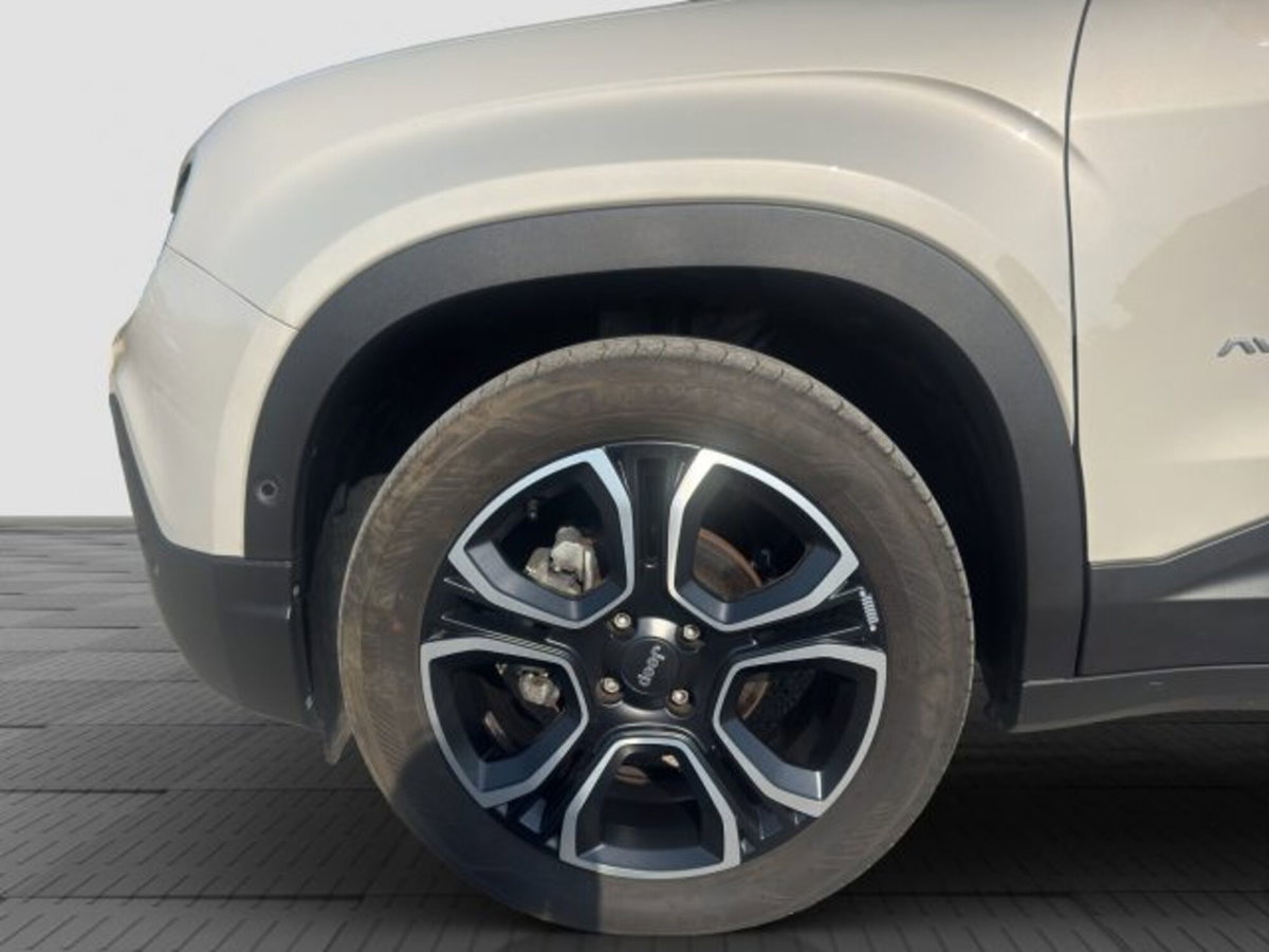 Jeep Avenger 1.2 turbo Summit fwd 100cv (15)