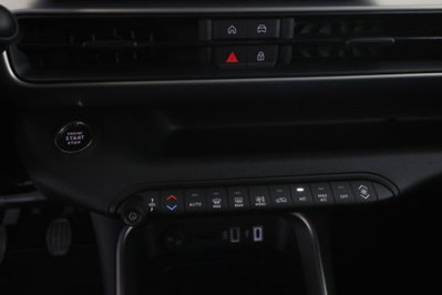 Jeep Avenger 1.2 turbo Summit fwd 100cv (13)